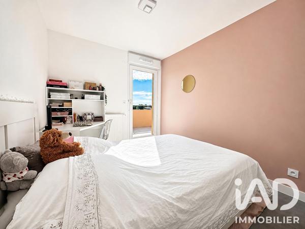 Appartement à vendre 5 pièces 96,8 m² Villeneuve-lès-Avignon