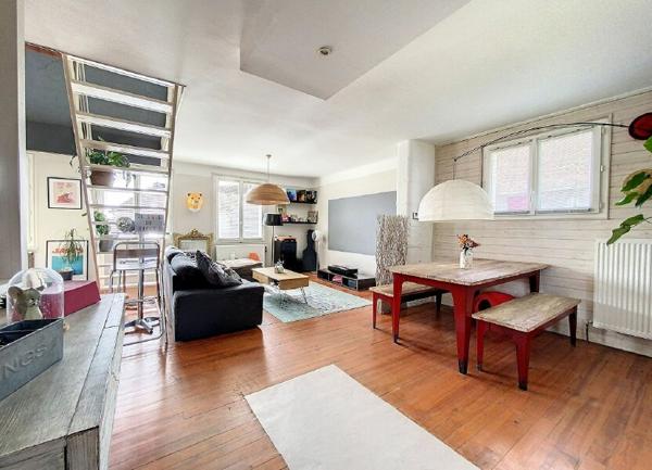 Maison à vendre    4 pièces •  Désertines