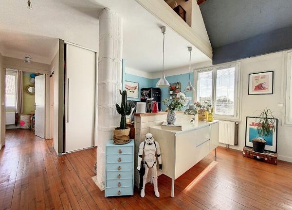 Maison à vendre    4 pièces •  Désertines