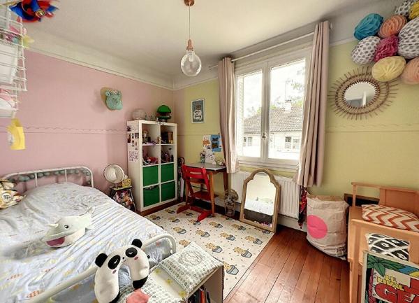 Maison à vendre    4 pièces •  Désertines