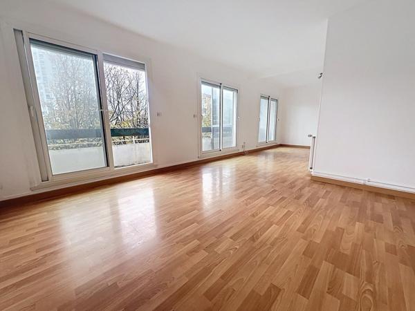 A VENDRE APPARTEMENT 5 PIÈCES 87m² - LUMINEUX AVEC BALCON - ASCENSEUR