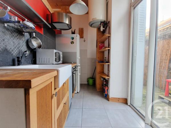 Appartement F3 à vendre  3 pièces - 49,75 m 2   VOIRON  - 38