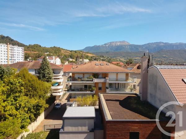 Appartement F3 à vendre  3 pièces - 49,75 m 2   VOIRON  - 38