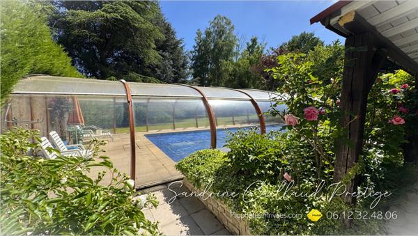 À 50mn de Paris , Élégante Propriété avec Piscine, Dépendance et Parc Paysager - 6 Chambres - Véranda - Carport - terrain 3177m² - 799000 Euros HAI