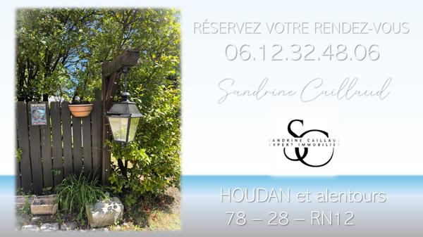 À 50mn de Paris , Élégante Propriété avec Piscine, Dépendance et Parc Paysager - 6 Chambres - Véranda - Carport - terrain 3177m² - 799000 Euros HAI