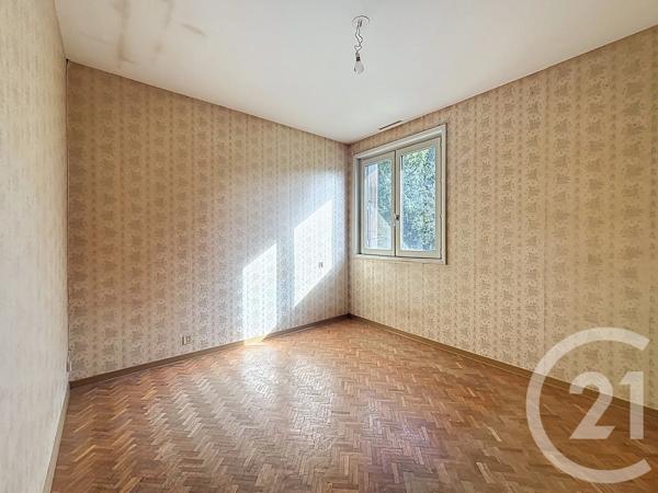 Maison à vendre  4 pièces - 102 m 2   LE MONASTIER SUR GAZEILLE  - 43