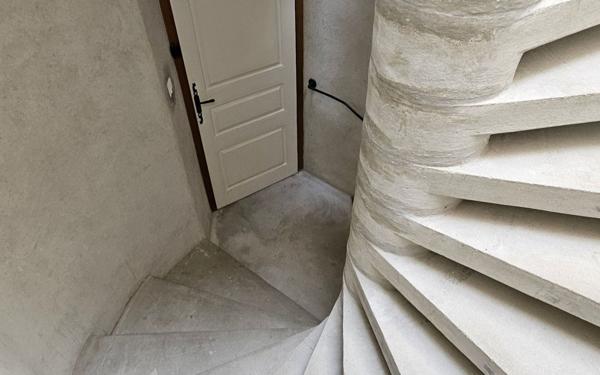 Maison à vendre    7 pièces • 198 m2 Valvignères