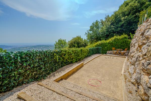 SAINT JEANNET VUE DOMINANTE