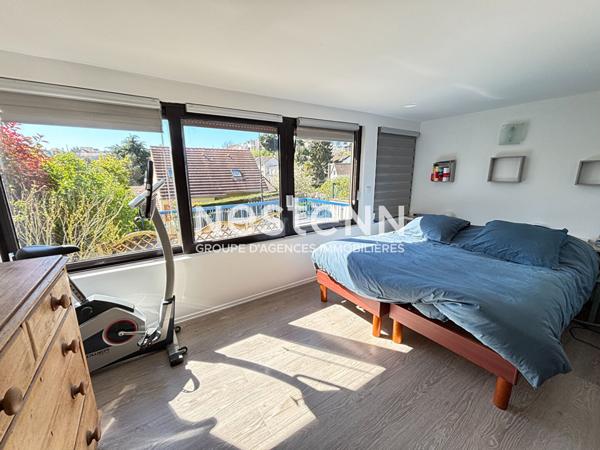 NESTENN IGNY maison familiale de 150m² avec vue, terrasse et dépendance locative- secteur Val d'Albian - Saclay, proche écoles Kergomard et Gobert / grandes écoles Polytech, HEC, ligne V-ligne 18 et bus, plateau Saclay, Vélizy.