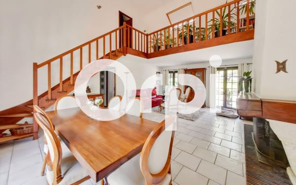 Maison à vendre    6 pièces •  Dammartin-en-Goële