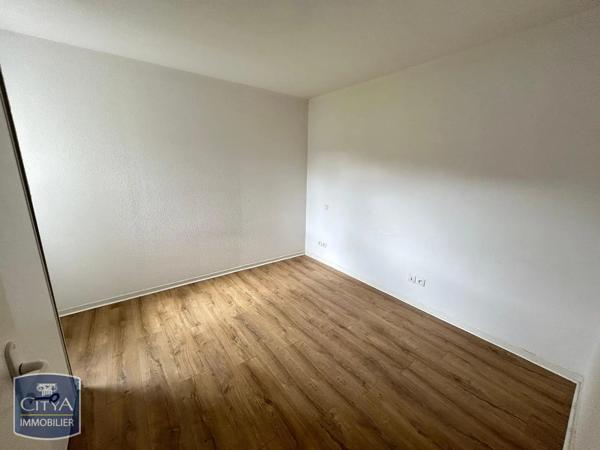 Appartement à louer 3 pièces 52.78m² Tarbes (65000)