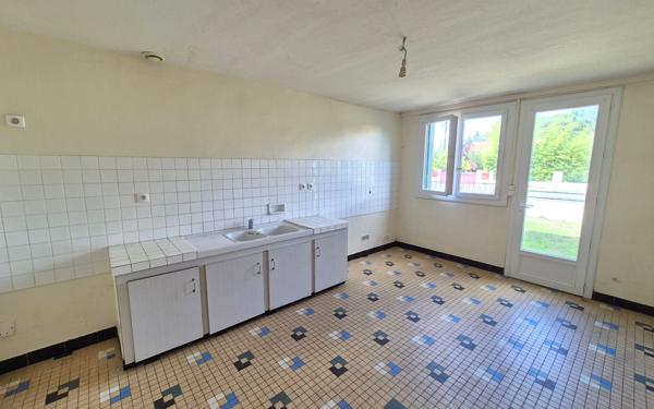 Maison à vendre    6 pièces •  Morcenx