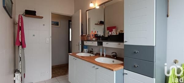 Maison 5 pièces de 120 m² à Léognan (33850)