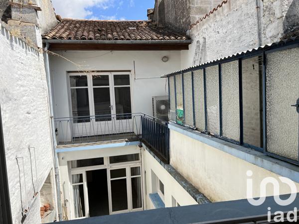 Maison à vendre 4 pièces 139 m² Chef-Boutonne