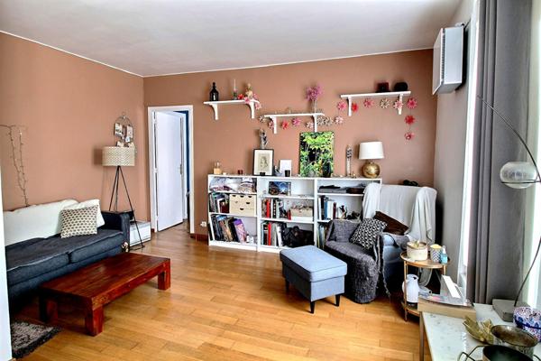 Appartement Montreuil 2 pièce(s) 46 m2