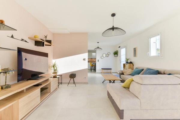 PORNIC MAISON PLAIN PIED 4 CHAMBRES - JARDIN CLOS ET ARBORE - PORNIC A 3 KM DU CENTRE