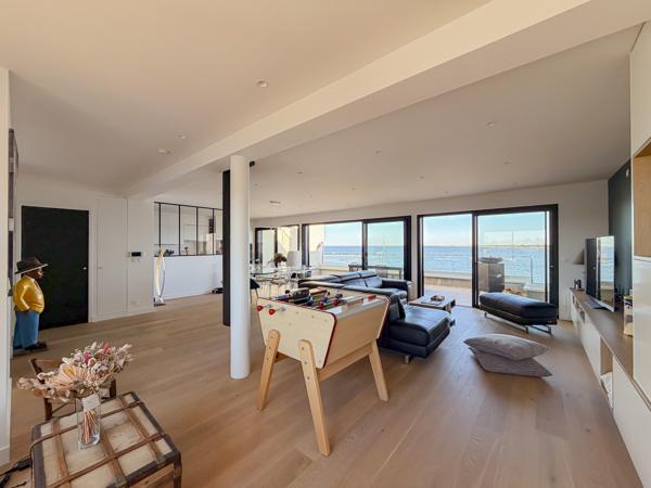 Villa 6 pièce(s) 4 chambre(s) 209.56 m²