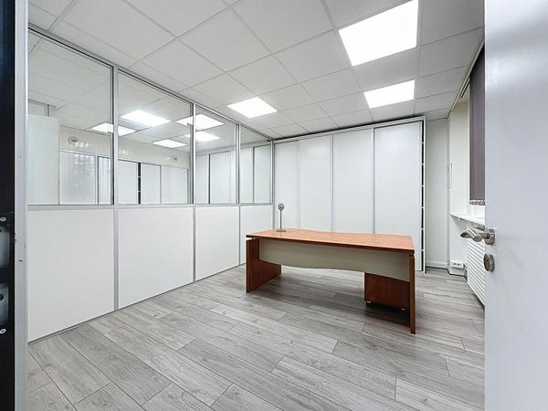 Grand espace en rez-de-chaussée à Paris 12ème - À réinventer selon vos envies - PARIS
