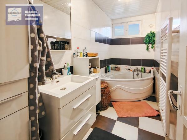 Maison à vendre 5 pièces proche de LONS LE SAUNIER (39)