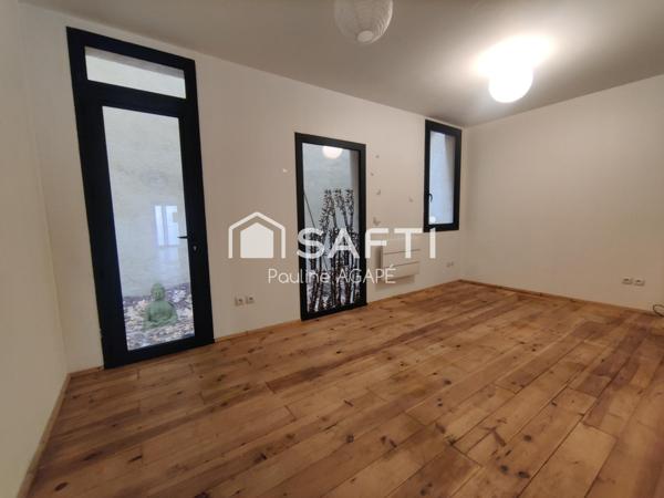 LOCAL COMMERCIAL RÉNOVÉ AVEC SA COUR PRIVATIVE