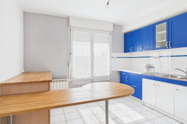 Vente - Appartement 3 pièces 72 m 2 LE MANS (72000)