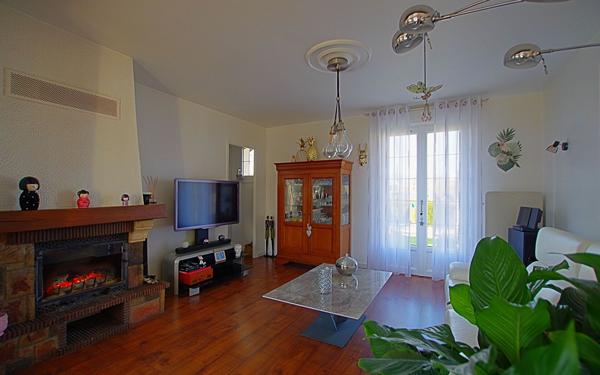 Maison à vendre    5 pièces •  Eppeville