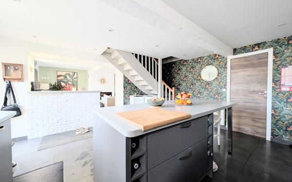 Maison à vendre    6 pièces • 147,31 m2 Sours