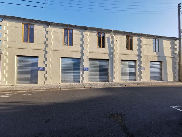 A LOUER BEGLES POSTE GARAGE - LOCAL D'ACTIVITE A LOUER