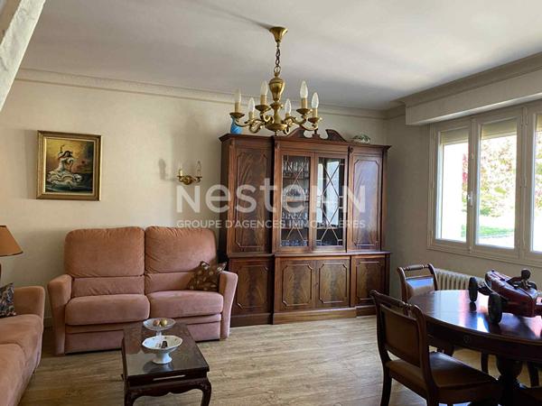 Ensemble immobilier de deux maisons dans le centre de Cerizay avec terrain constructible