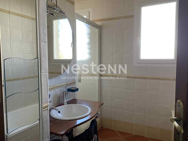 Ensemble immobilier de deux maisons dans le centre de Cerizay avec terrain constructible