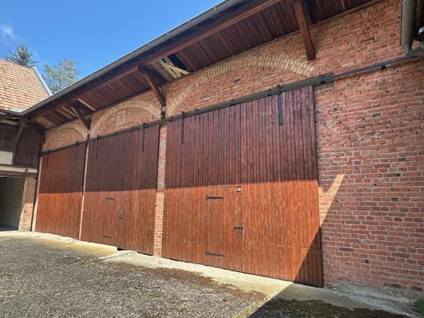 Maison 6 chambres années 70 et dépendances