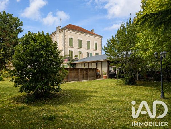 Hôtel  à vendre 400 m² Saint-Aigulin