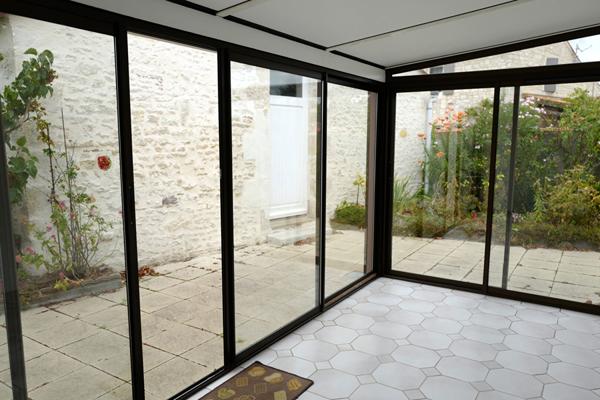 Maison 6 pièces avec grenier et dépendances