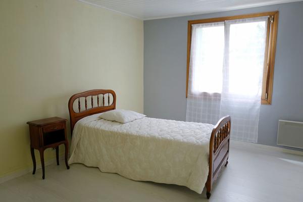 Maison 6 pièces avec grenier et dépendances