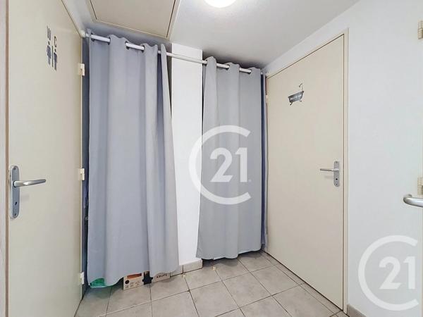 Appartement F2 à vendre  2 pièces - 51,70 m 2   ST MARTIN DE CRAU  - 13