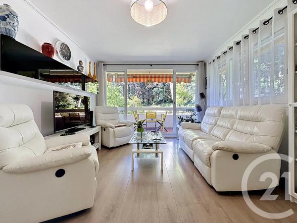Appartement F3 à vendre  3 pièces - 68,88 m 2   ANTIBES  - 06