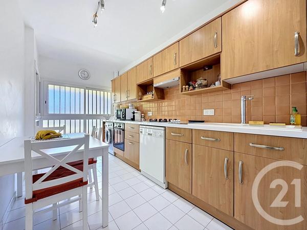 Appartement F3 à vendre  3 pièces - 68,88 m 2   ANTIBES  - 06