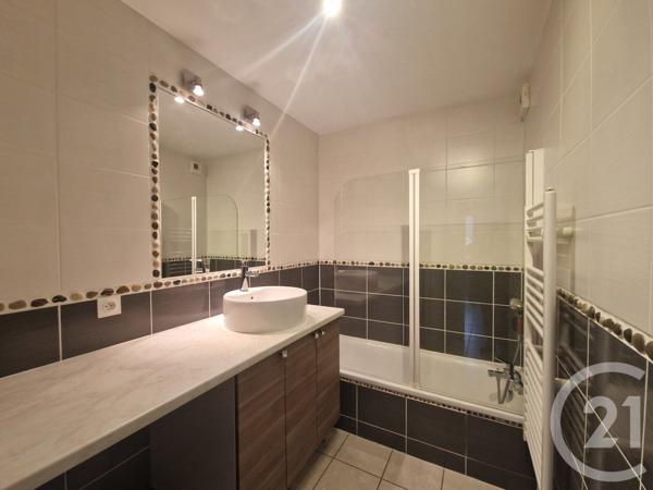 Appartement T4 à vendre  4 pièces - 80,10 m2 LA ROCHETTE - 73