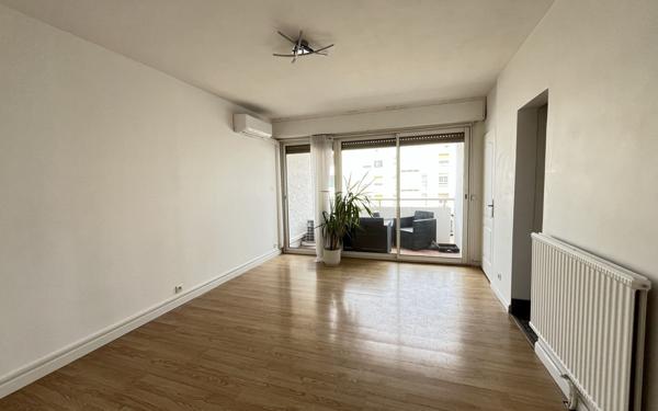 Appartement à louer    2 pièces •  Lunel