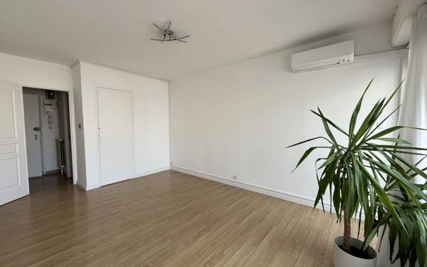 Appartement à louer    2 pièces •  Lunel