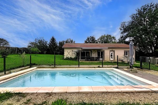 Brienne (71290) Maison contemporaine de plain-pied avec piscine et confort moderne à Brienne