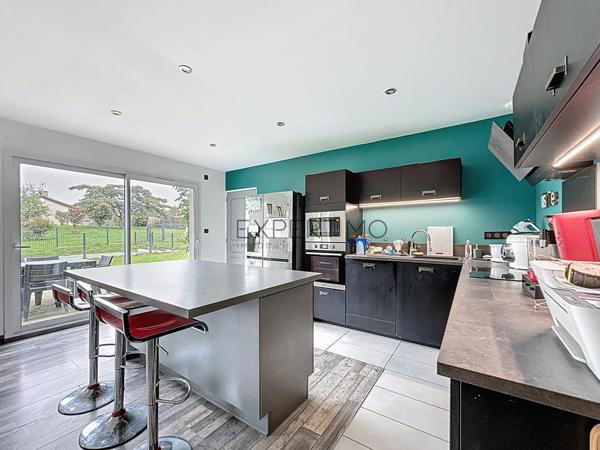 Brienne (71290) Maison contemporaine de plain-pied avec piscine et confort moderne à Brienne