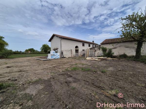 Immeuble à vendre 12 pièces de 240 m²