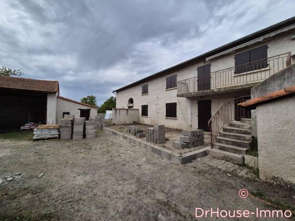 Immeuble à vendre 12 pièces de 240 m²