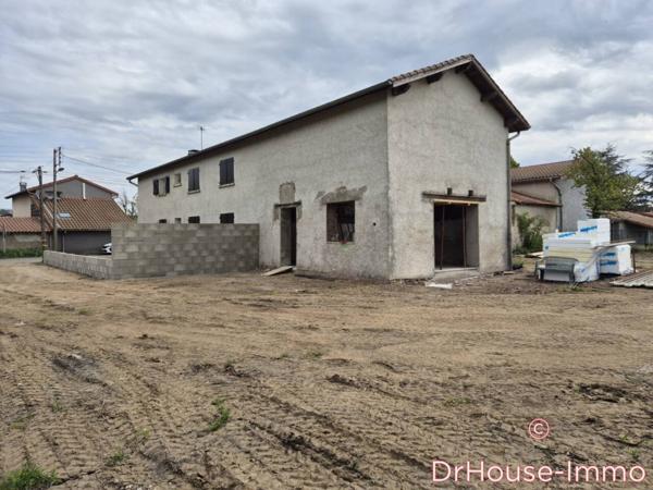 Immeuble à vendre 12 pièces de 240 m²