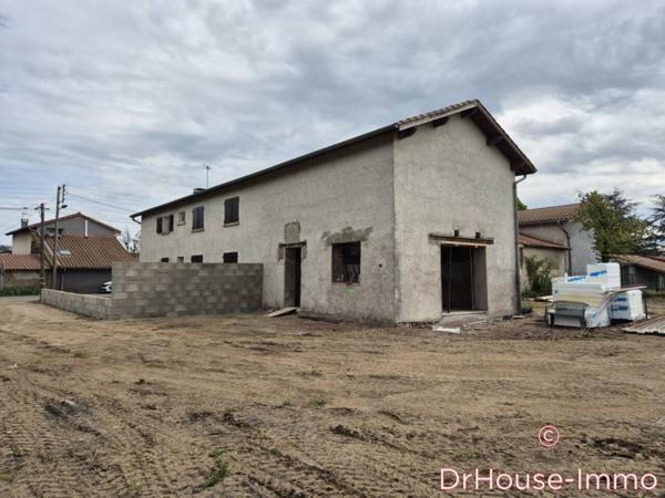 Immeuble à vendre 12 pièces de 240 m²