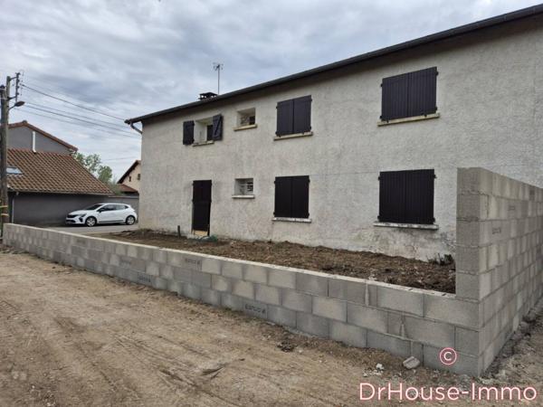 Immeuble à vendre 12 pièces de 240 m²