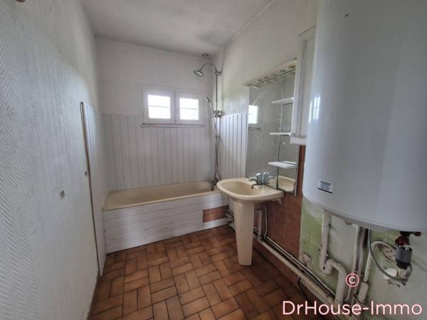 Immeuble à vendre 12 pièces de 240 m²