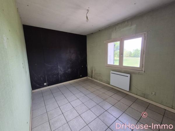Immeuble à vendre 12 pièces de 240 m²