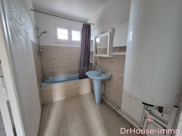 Immeuble à vendre 12 pièces de 240 m²